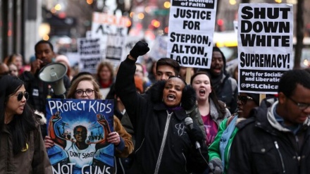 中国メディア、「米国で政治に起因する暴力が増加」