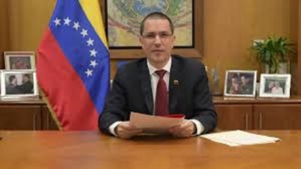 Venezuela puede comprar armas iraníes legalmente