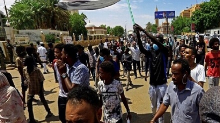 Fotos+Video: Sudaneses alzan la voz contra la normalización con Israel