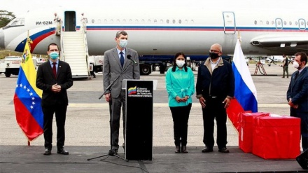 Venezuela recibe primer envío de vacuna contra COVID-19 de Rusia