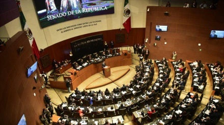 Senado de México aprueba la eliminación del fuero presidencial
