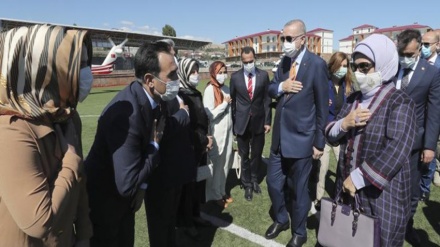 Ajak Boikot Produk Prancis, Tas Istri Erdogan Ternyata Hermes