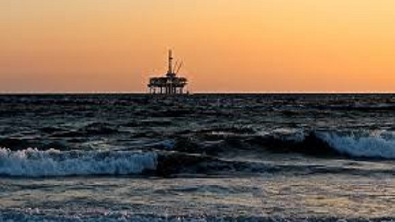 Emirati, scoperti nuovi giacimenti petroliferi da oltre 20 miliardi di barili