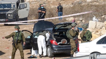 Zionist forces shoot, detain Palestinian over alleged stabbing attempt in West Bank