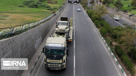 (FOTO) Iran: grande dispiegamento di truppe ai confini con Armenia e Azerbaijan- 1 