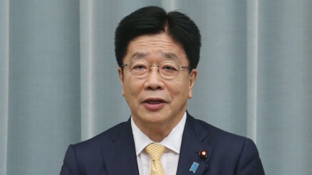 加藤官房長官が中国外相と会談、尖閣での活動に「前向きな対応」求める