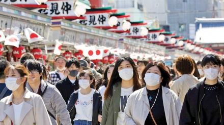 日本の新型コロナ、2058人感染  10人死亡