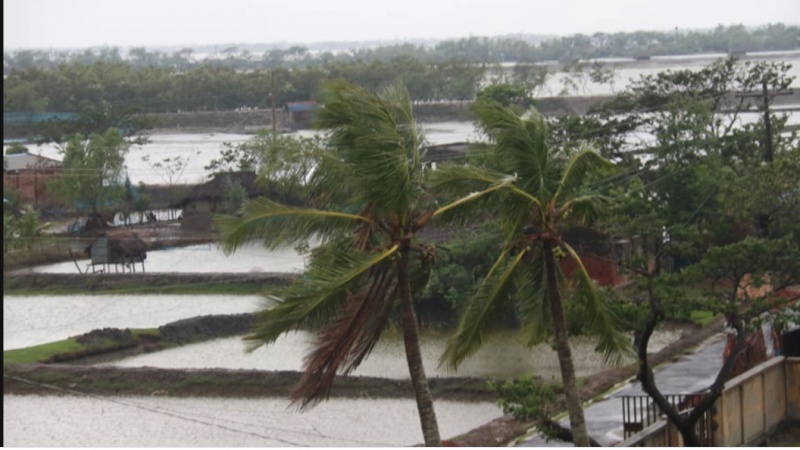 বঙ্গোপসাগরে এবার ঘূর্ণিঝড় ‘নিভার’:  নৌকা ও ট্রলারকে সাবধানে চলাচলের নির্দেশ 