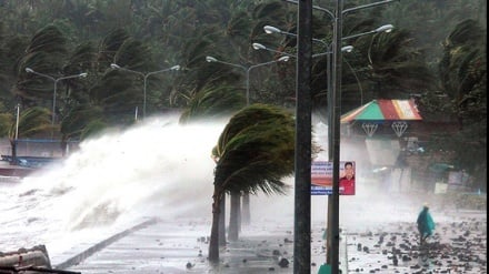 台風19号がフィリピンに上陸、4人が死亡