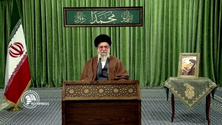 革命最高领袖：穆斯林对侮辱先知行径的愤怒表明伊斯兰民族仍然健在