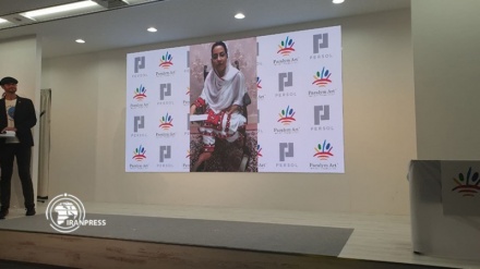 伊朗女士在日本国际残疾人艺术家节令人瞩目