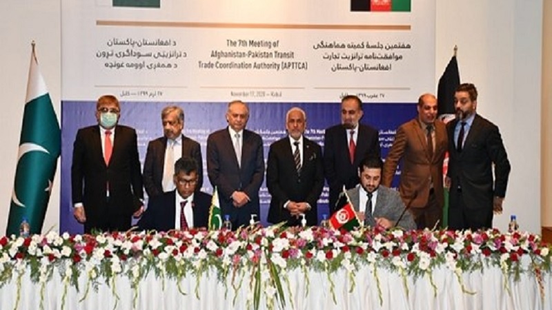 امضا توافق‌نامه‌ همکاری گمرکی میان افغانستان و پاکستان