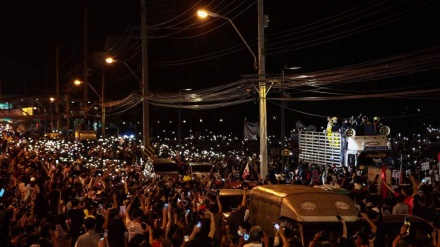 Thousands protest in Thai capital, urging king to relinquish control of funds