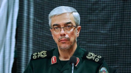 イラン軍統合参謀本部議長、「米国は、西アジア地域でのテロリストの再拡大を求めている」