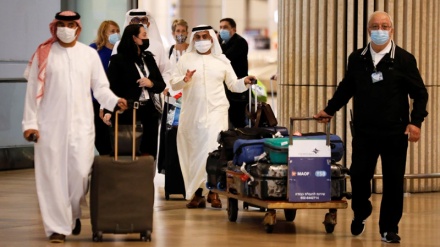 Poshtërimi i udhëtarëve të Emirateve në Aeroportin e Tel Avivit