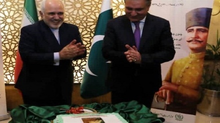 Iran’s FM attends ceremony to commemorate Allama Iqbal