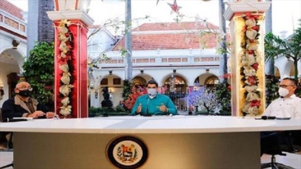 Maduro critica silencio de Grupo de Lima ante crisis en Perú