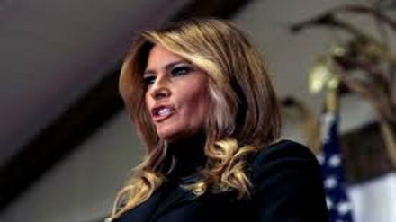 Usa 2020, Melania in pressing su Trump: 'accetta ko con Biden'