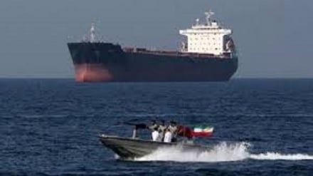 Iran: sequestrata una nave straniera nel Golfo Persico