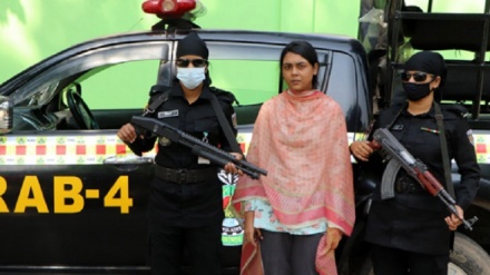 ধর্ম নিয়ে কটূক্তি, তরুণী গ্রেপ্তার