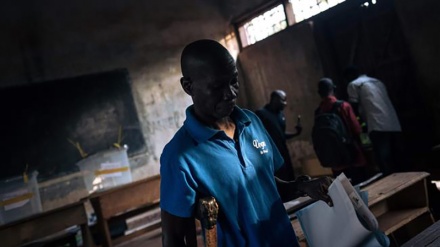 Central Africans vote in elections marred by violence