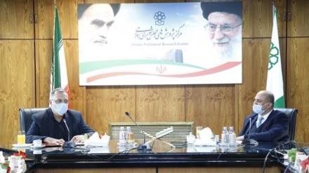 Zakani: Şehit Süleymani ve Ebu Mühendis'in öldürülmesi düşmanın yenilgisinin sonucudur 