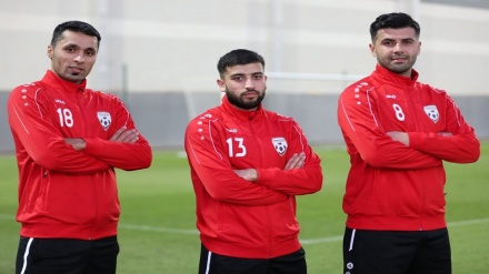 رونمایی از لباس جدید تمرینی تیم ملی فوتبال افغانستان+ تصاویر