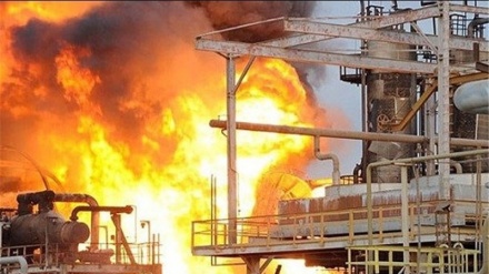 阿联酋油田发生爆炸和大火