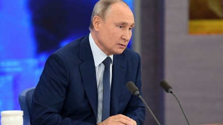 Putin: Korona salgını yaşanan ülkelere karşı yaptırımlar iptal edilmeli