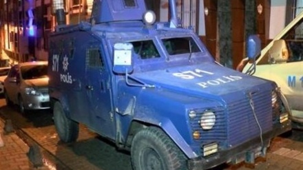 伊斯坦布尔警方打击达易沙恐怖分子