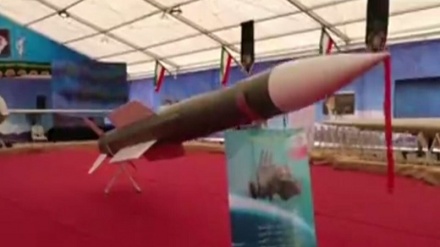 (VIDEO) Droni in fiera a Tehran 2020