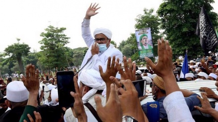 Indonesia bans politically influential Islamic Defenders Front