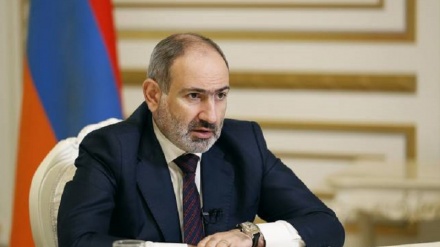 Në Armeni kërkojnë dorëheqjen e kryeministrit