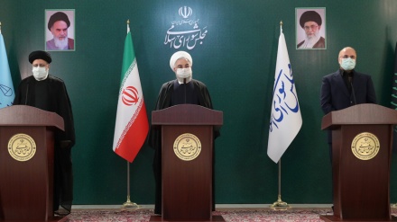 イラン大統領、「国民は、抵抗により数々の偉業を成就」