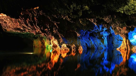 イランの自然；アリーサドル洞窟