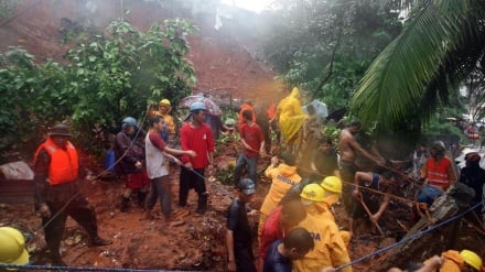 フィリピン北部で 台風による土砂崩れで8人死亡