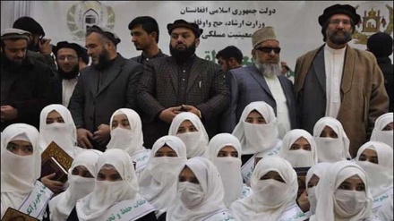 مراسم فارغ التحصیلی ۵۰۰ خانم و آقای محصل و حافظ قرآن کریم در افغانستان + تصاویر