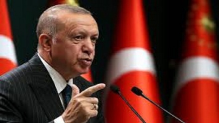 Gli insulti razzisti di PSG-Basaksehir, Erdogan: l'Uefa agisca