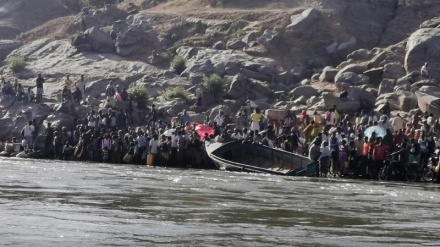 Guerra Etiopia: fiume profughi attraversa Tigrè verso Sudan