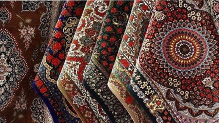 中国で、イラン産絨毯・手工芸品展が開幕