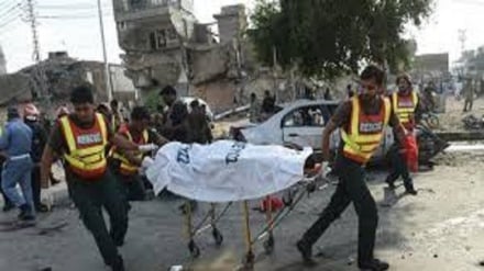 Esplosione in Pakistan, almeno 25 feriti 