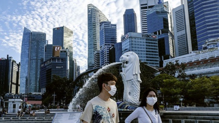 シンガポール、今年を象徴する漢字は「保護マスク」