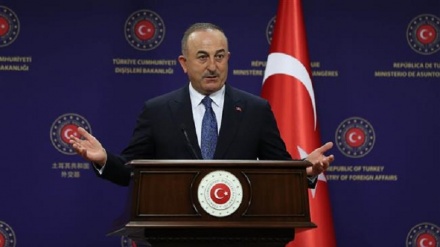 Turkey calls on EU to be honest broker in Greece maritime dispute