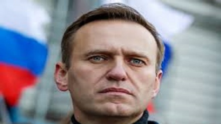 Russia, ultimatum a Navalny: immediato rientro a Mosca o il carcere