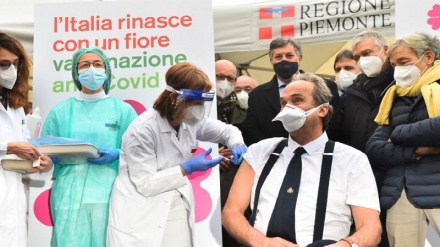 Covid, al via somministrati i primi vaccini a Roma