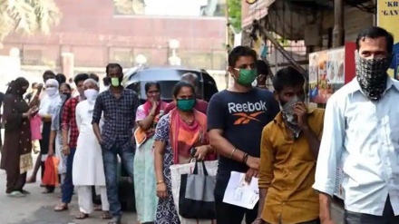 インドで新型コロナ感染者数が減少