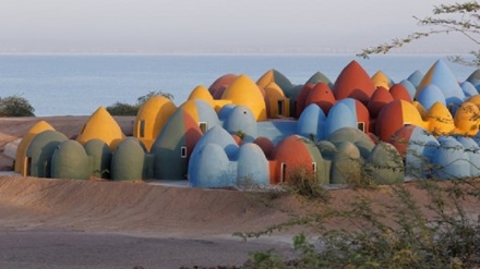 Majara Residence, il colorato villaggio in Iran simbolo di rinascita della comunità locale