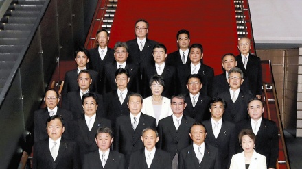 日本の報道各社、「菅内閣の支持率が低下」