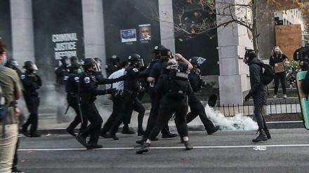 Video+Fotos: Fuertes choques entre partidarios y detractores de Trump