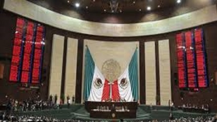 Messico, Parlamento approva: multe e 15 anni di carcere per chi specula sulla pandemia